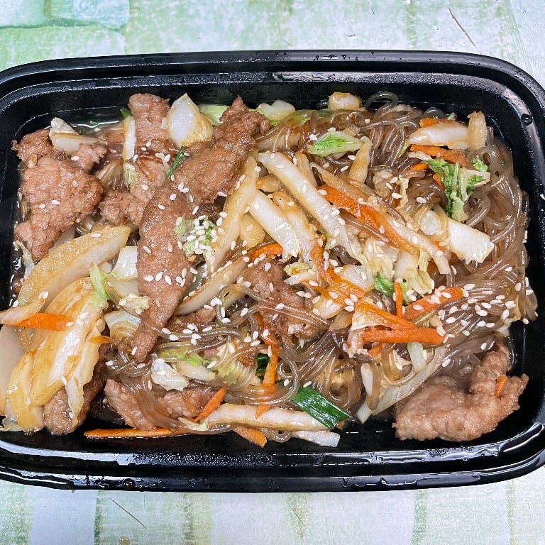 K2. 牛肉红薯粉丝 Beef Glass Noodle
