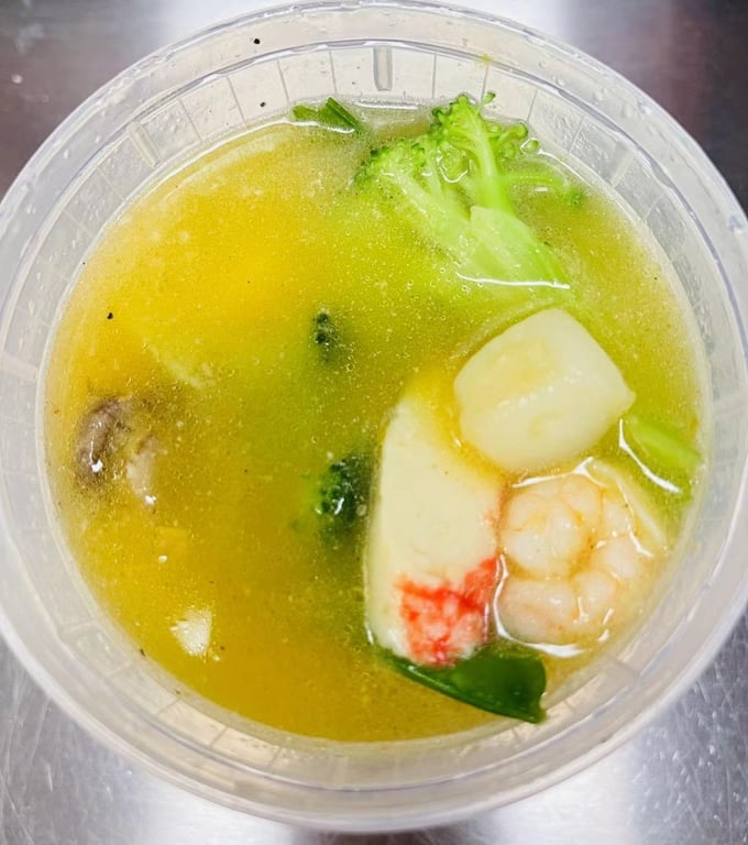 Seafood Soup (For 2) 海鲜汤