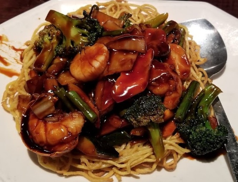 Hong Kong Style Seafood Pan Fried Noodle
Asian Kitchen - Durham