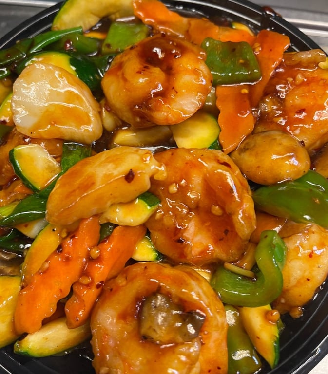 T09. Scallop & Shrimp w. Garlic Sauce