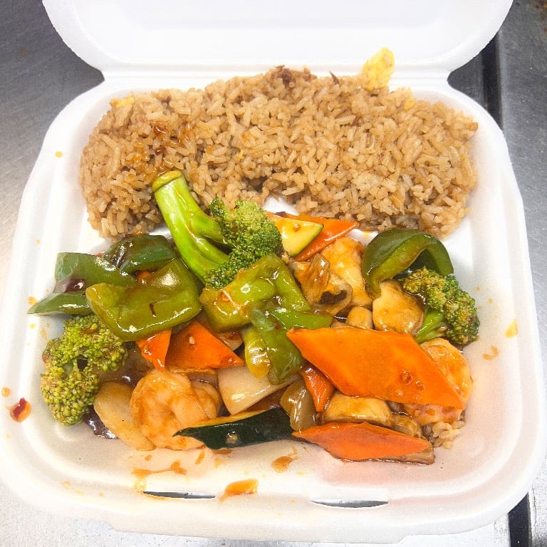 L29. Shrimp w. Szechuan Style
