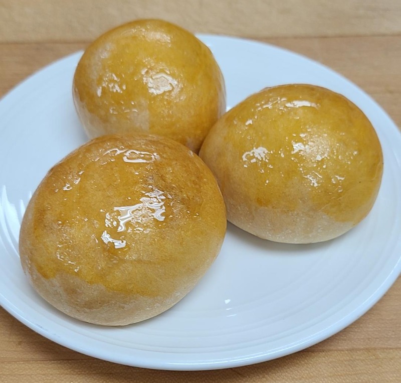 33. Baked BBQ Pork Buns (Item A...3 pieces)