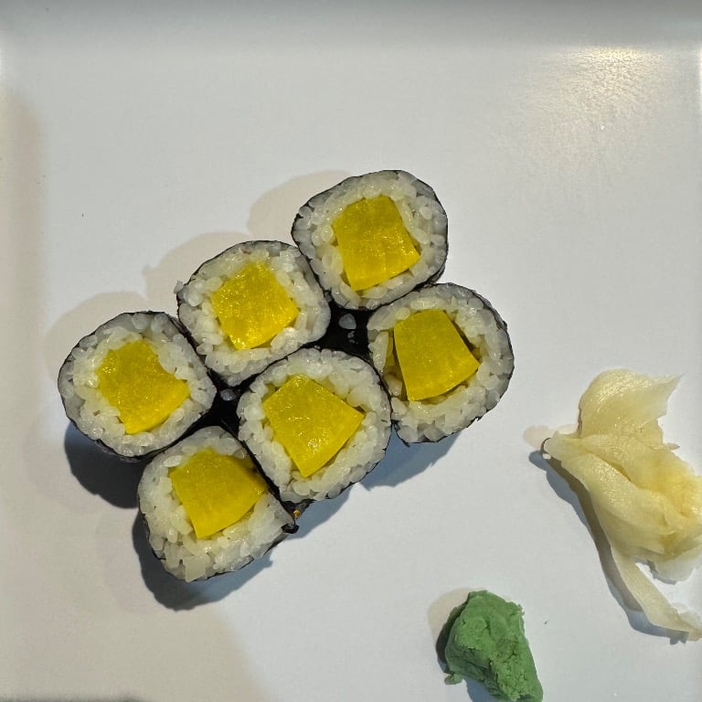 J77. Oshinka Maki