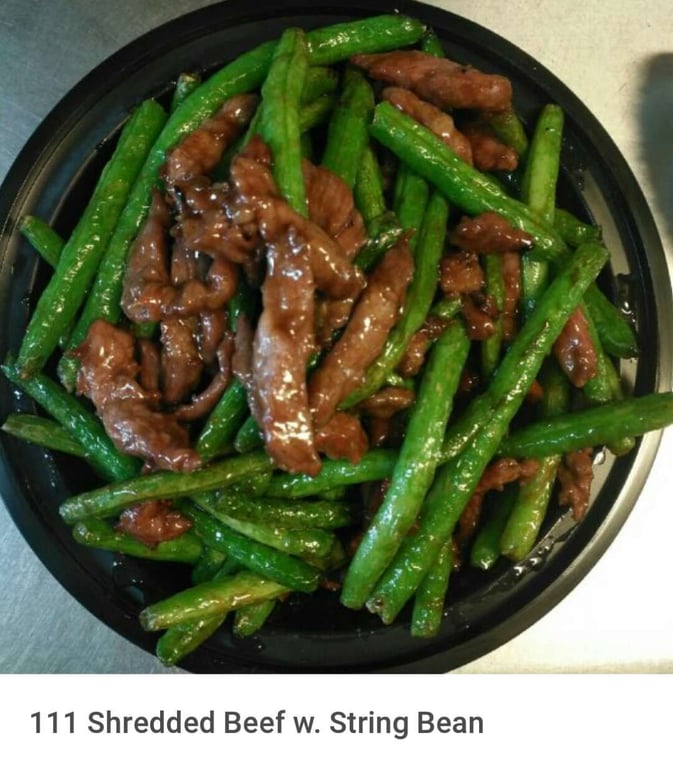 111. Shredded Beef w. String Bean