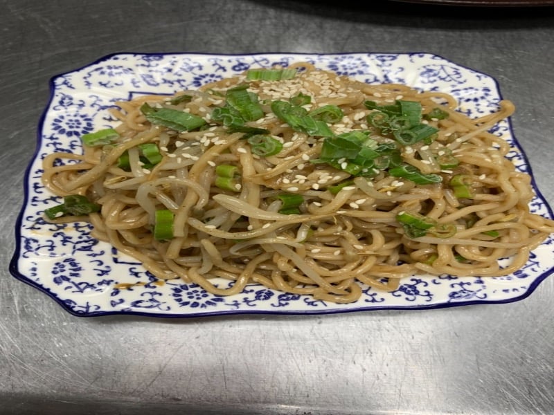 20. Szechuan Cold Noodle 芝麻凉面