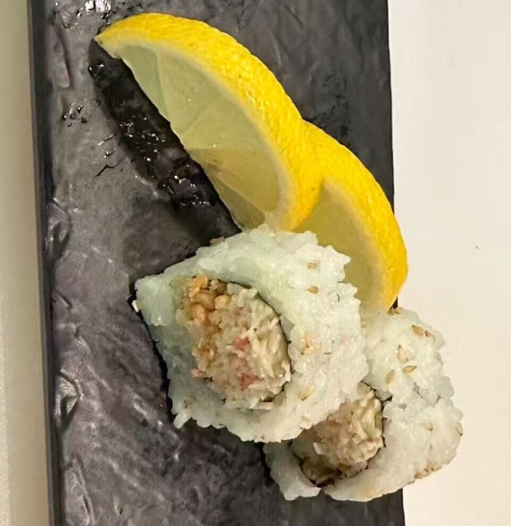 27. Spicy Crabmeat Roll