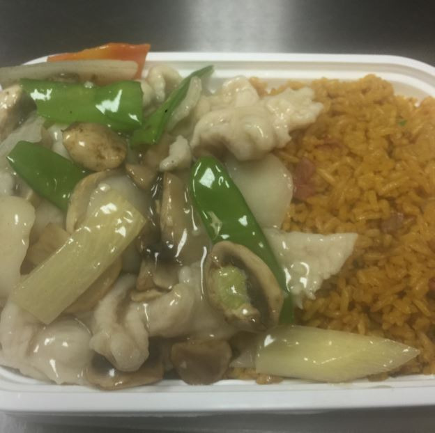 C5. Moo Goo Gai Pan