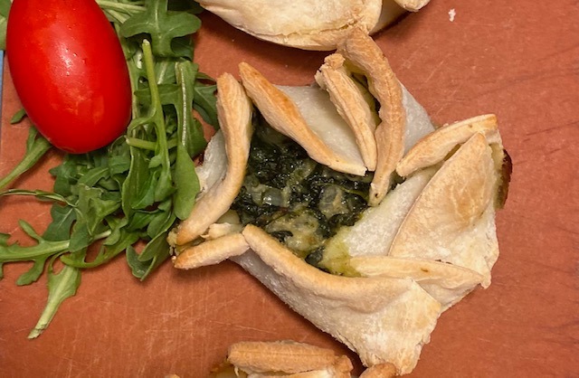 Spinach & Cheese Mix Gluten Free Empanada - Each
