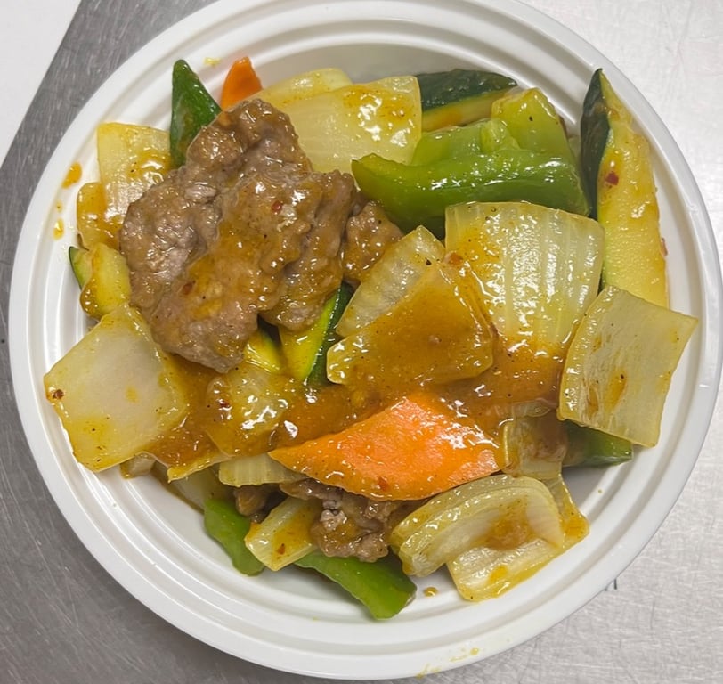 L27. Curry Beef w. Onions