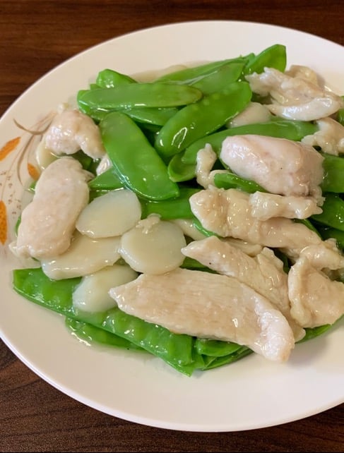 Chicken with Pea Pods