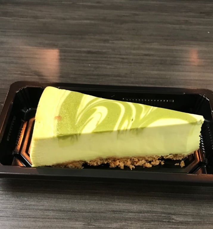C3. Matcha Cheesecake