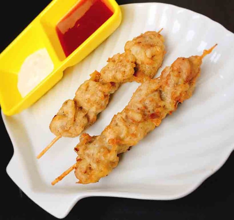 A7. 鸡串 <br> 닭 꼬치 구이 <br> Chicken on Stick (4)