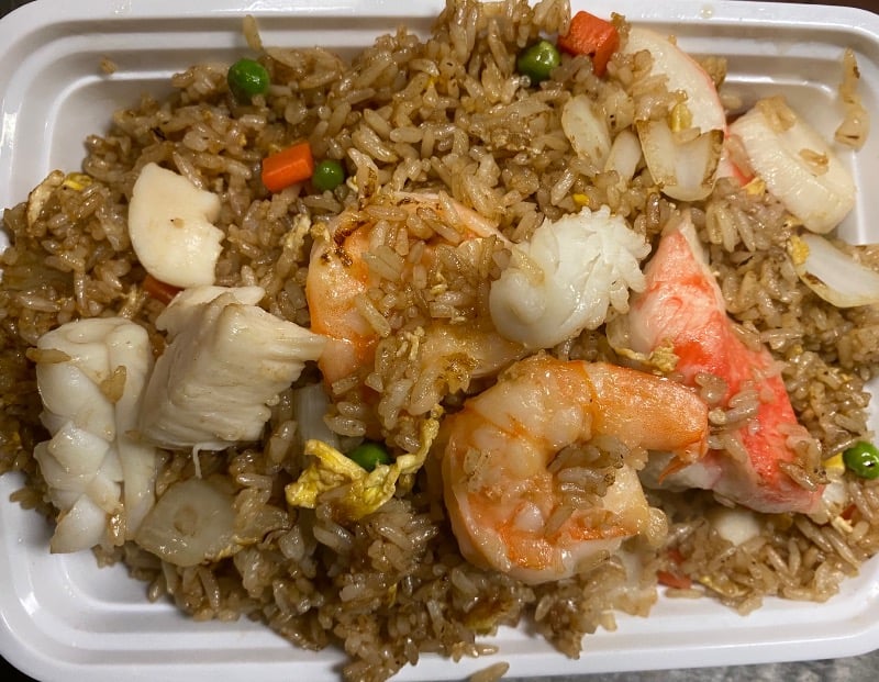 海鲜炒饭 Seafood Fried Rice