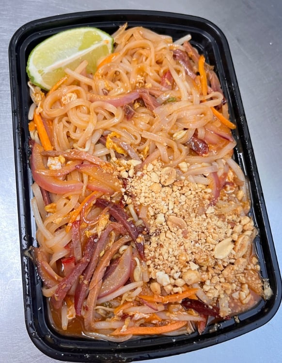 Roast Pork Pad Thai