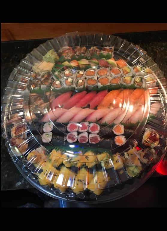 94 Piece Sushi and Maki Tray