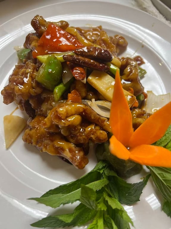 C7. House Spicy Crispy Beef