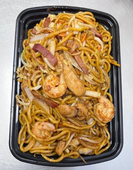 House Special Lo Mein