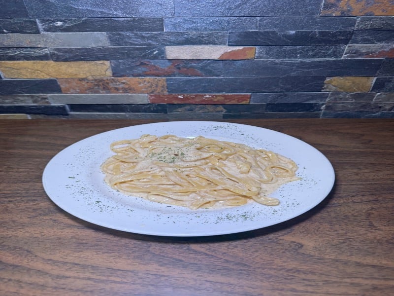 Fettuccine Alfredo