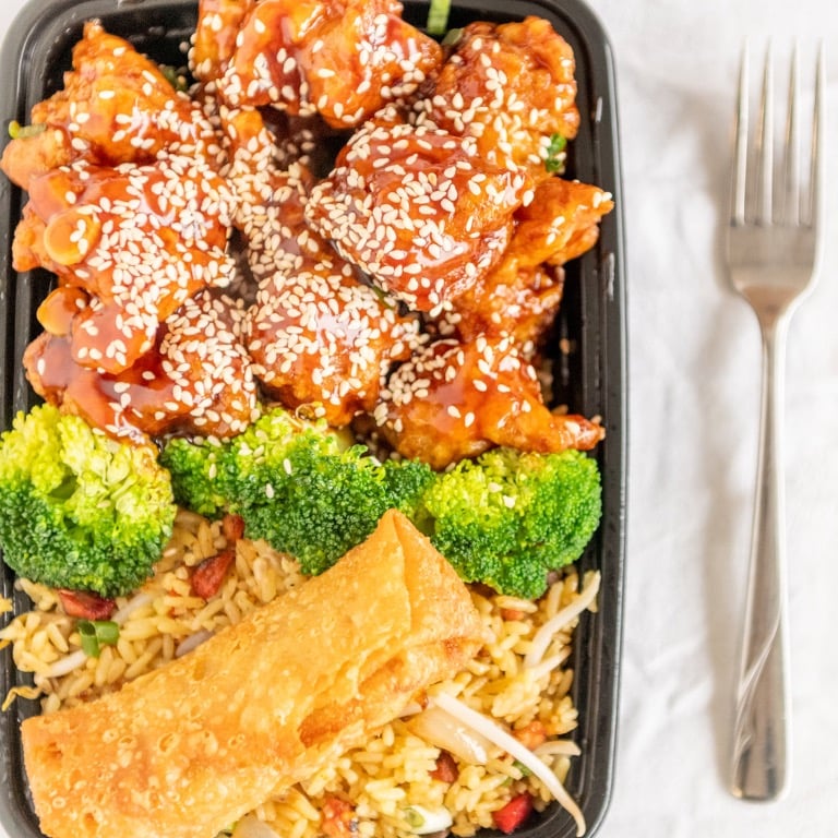 C15. Sesame Chicken 芝麻鸡