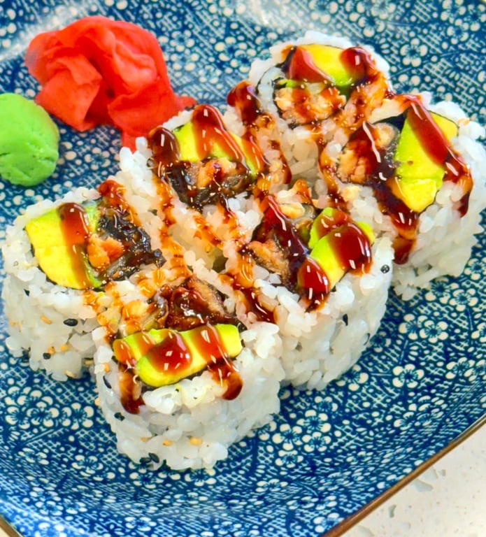 Eel Avocado Roll (6 pcs)