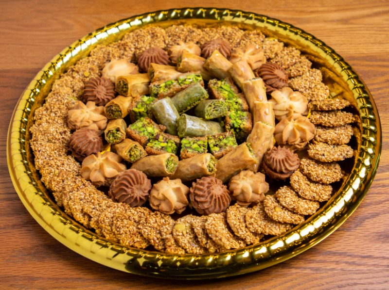Mix Baklava & Cookies Tray Image