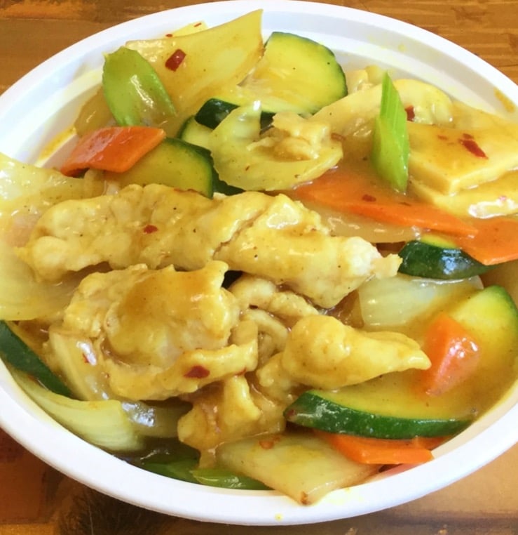 Curry Chicken w. Onion 咖喱鸡