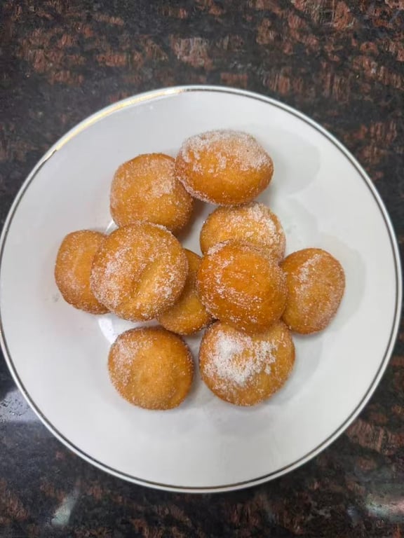 20. Sweet Donuts (10)