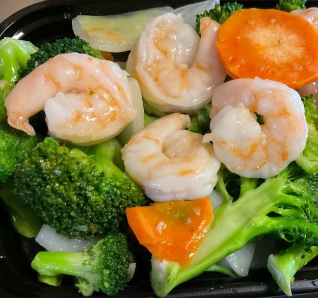 C26. Jumbo Shrimp with Broccoli 芥兰大虾