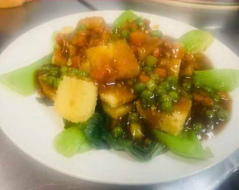 Tofu w. Dry Soy Bean & Minced Pork Sauce 豆酥豆腐