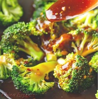 Broccoli w. Brown Sauce 炒芥兰