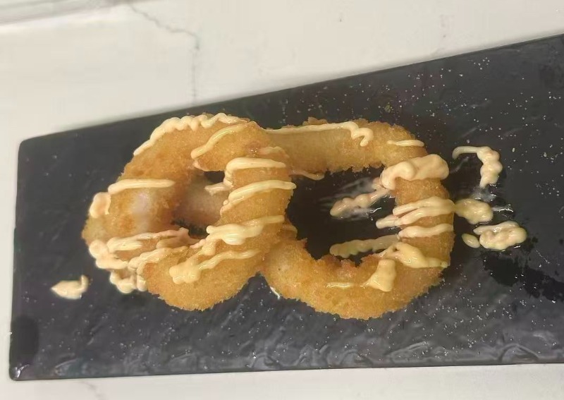 Deep-Fried Calamari (8 pcs)