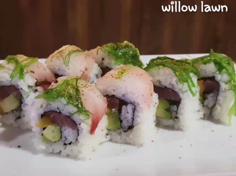 Willow Lawn Roll