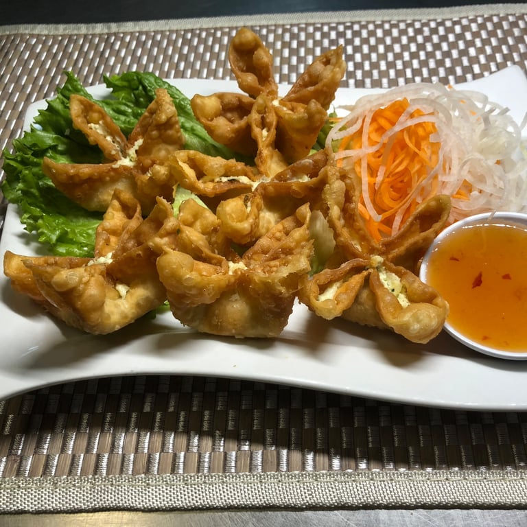 Fried Wonton w. Cream Cheese