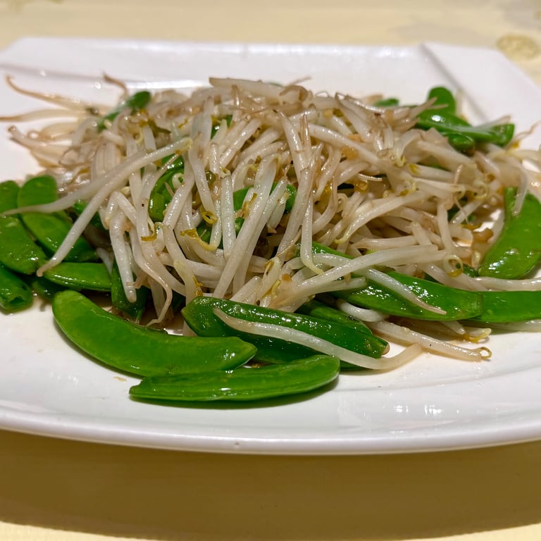 66. Bean Sprouts w. Snow Peas
