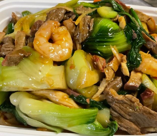 CN2. House Combination Chow Fun 本楼炒粉