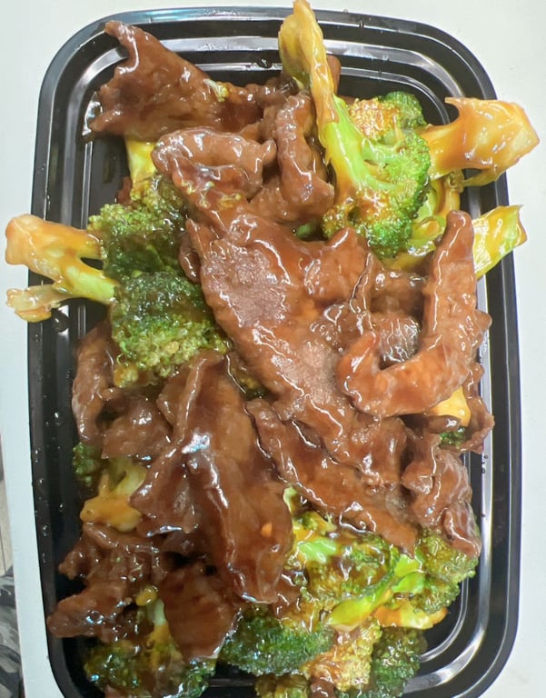 70. Beef w. Broccoli 芥蘭牛
