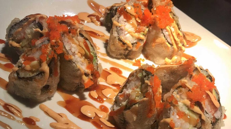 Mountain Roll (12 pcs)