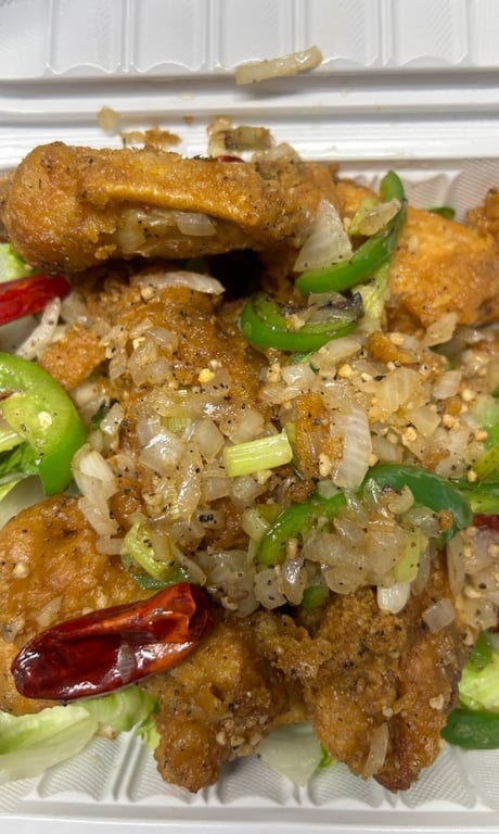 Salt & Pepper Chicken Wings (6)