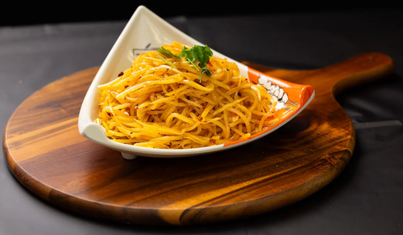 Sour Chili Shredded Potato 酸辣土豆丝