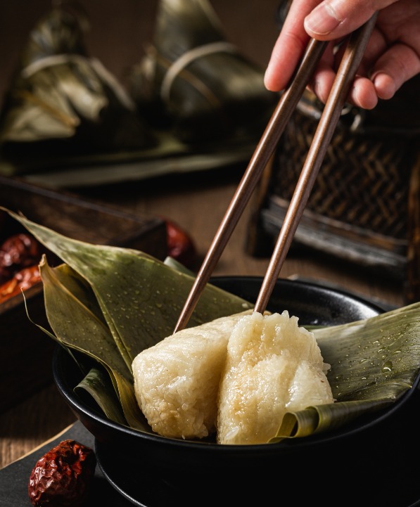 3. Bamboo Leaf Sticky Rice w/ Pork 家乡裹蒸粽