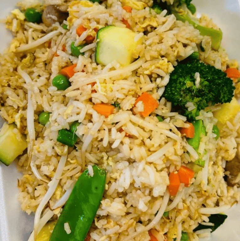 23. 素菜炒饭 Veggie Fried Rice