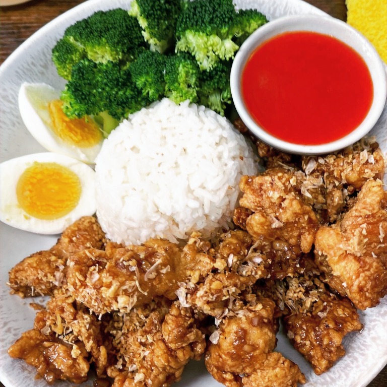 Garlic Chicken Rice Bowl