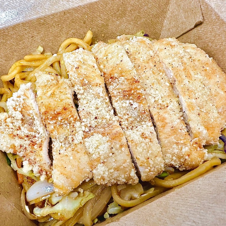 Chicken Chop Fried Noodle