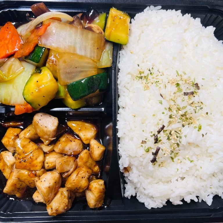 铁板鸡 <br> 3. Hibachi Chicken