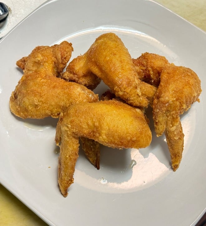 1. Fried Chicken Wings (4)