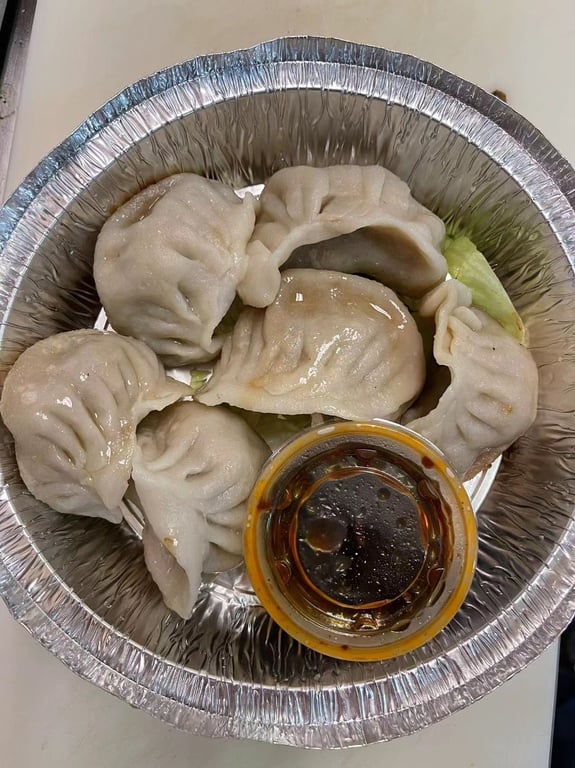 4. 水饺 Steamed Dumplings (6)