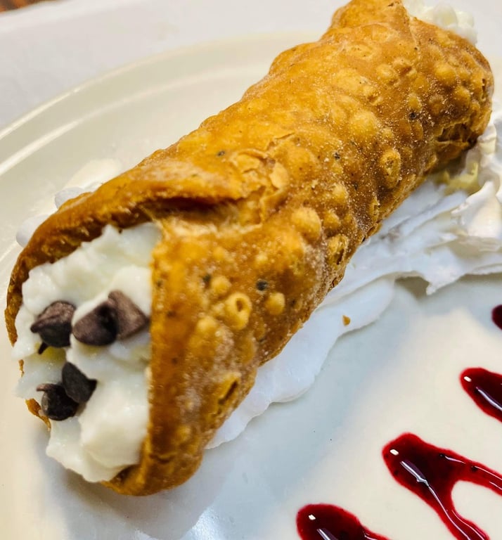 CANNOLI