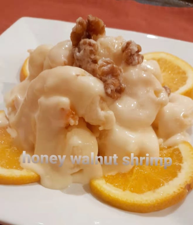 蜜汁核桃虾 H12. Honey Walnut Shrimp Image