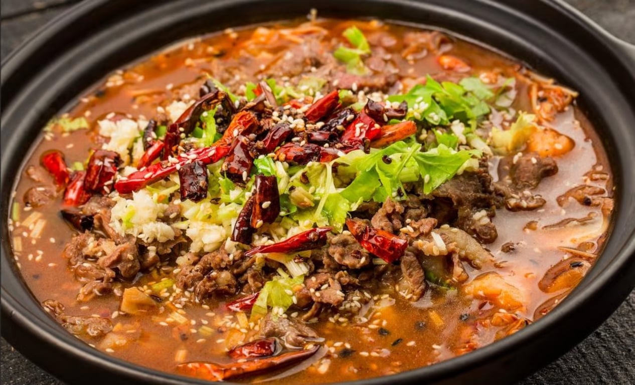 Sliced Beef in Chili Oil 水煮牛肉