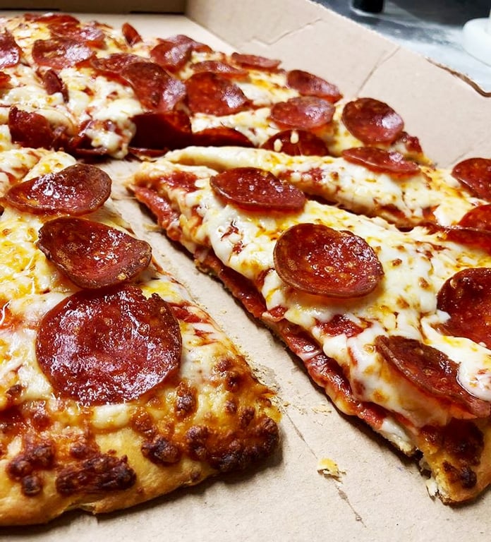 Double Deckeroni Pizza Image